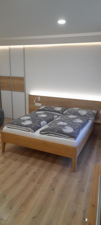 Apartmany Lumi Veľký Slavkov Esterno foto