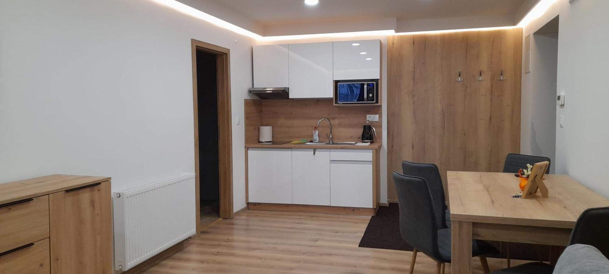 Apartmany Lumi Veľký Slavkov Esterno foto